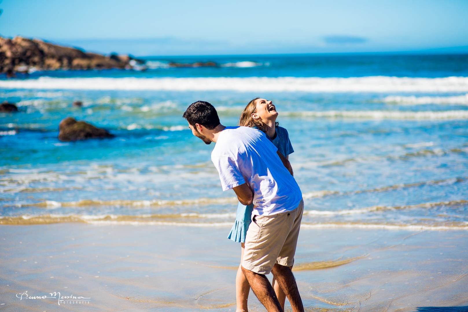 Ensaio-Pré-casamento-praia-do-rosa-119